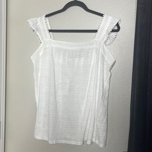 𝅺NWT Style & Co White Tee with Flutter Sleeves
